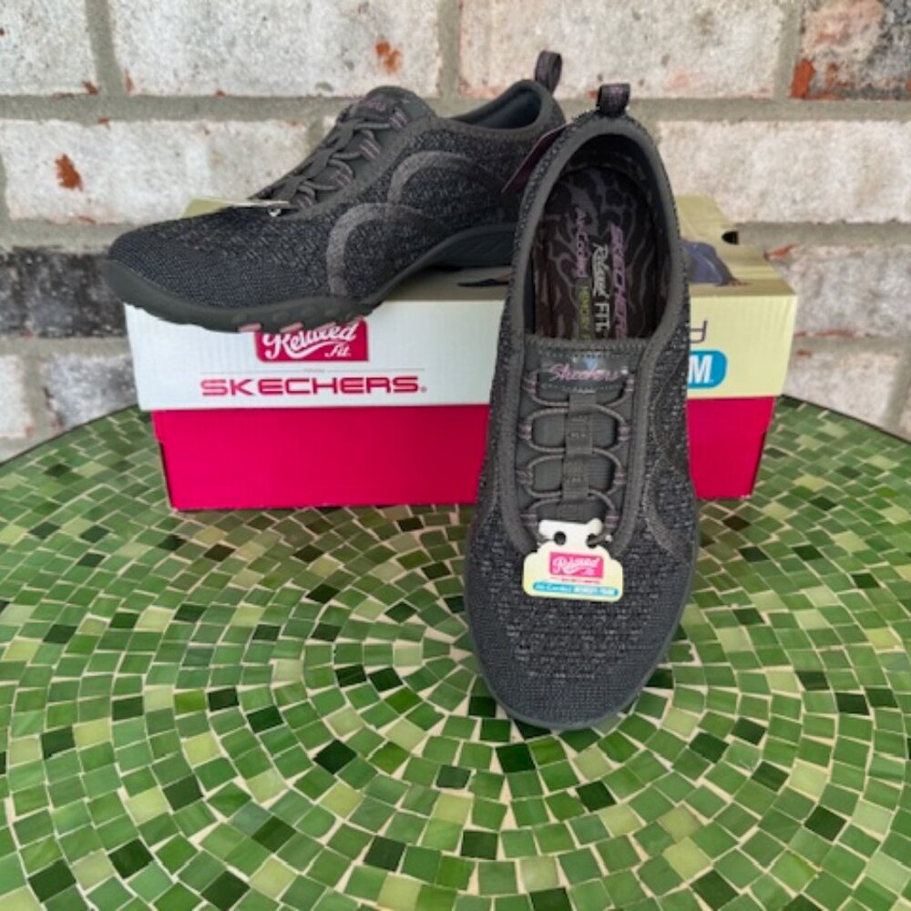 SKECHERS RELAXED FIT BREATHE EASY FORTUNEKNIT